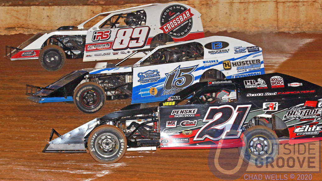 Taylor Cook: The Traveling, Three-Wide Dirt Mod Ace