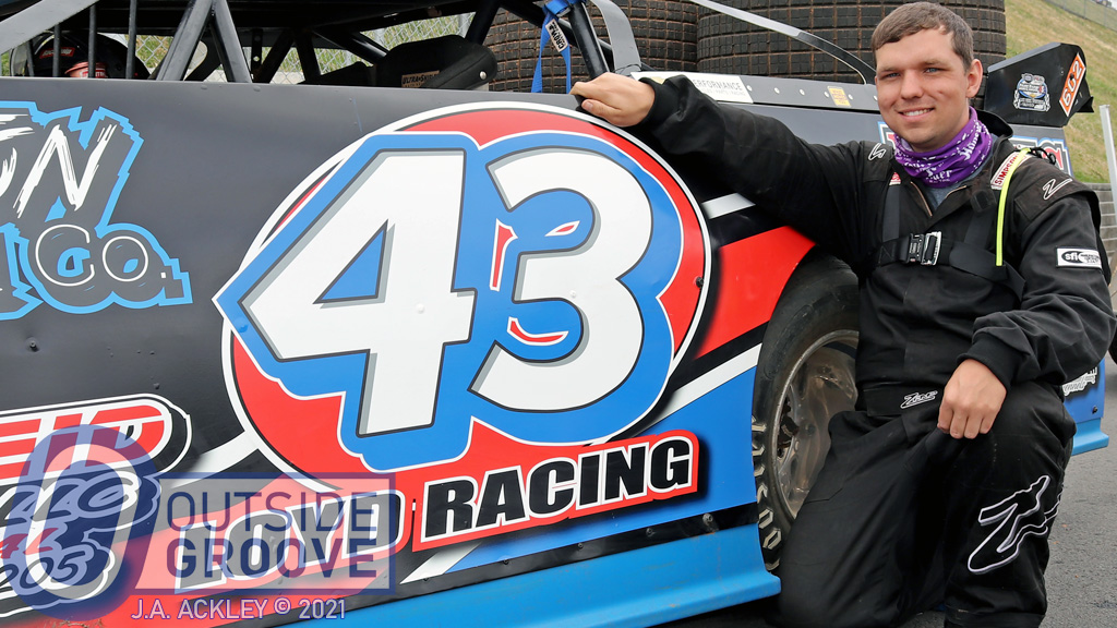Garrett Loyd: A NASCAR Fan Racing Dirt