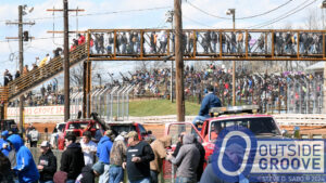 Williams Grove Speedway: The New Bridge - Outside Groove