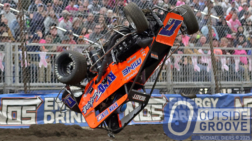 Ryan Bickett: Is Flipping at the Chili Bowl Any Different?