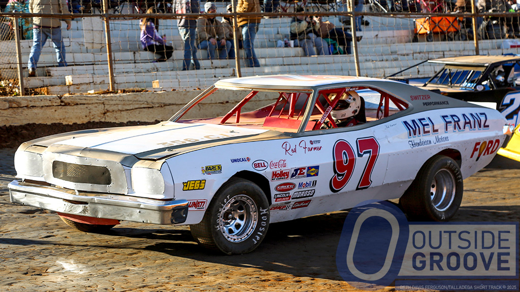 Marc Peters: His Red Farmer Tribute Ford Gran Torino